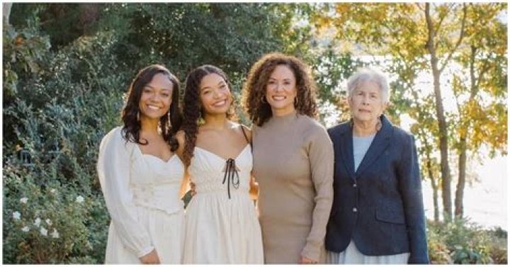 Darius Rucker Parents: Meet His Mother, Carolyn And Father