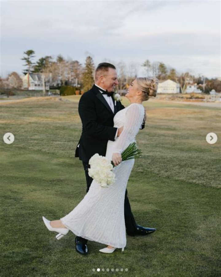 Know Her Age, Husband & Bio