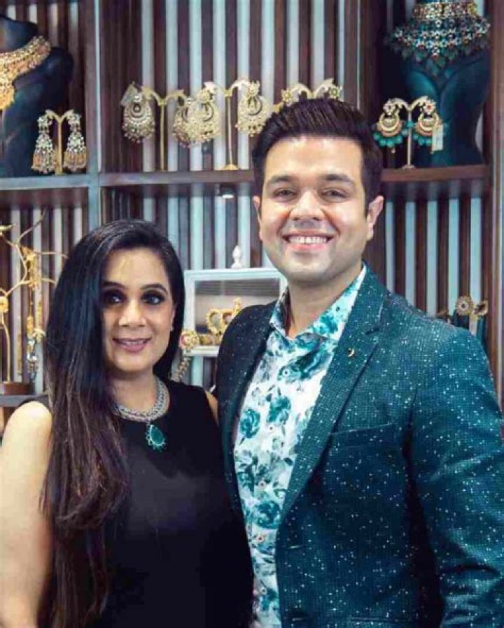 Parul Garg's Makeup Artistry Journey With Her Husband