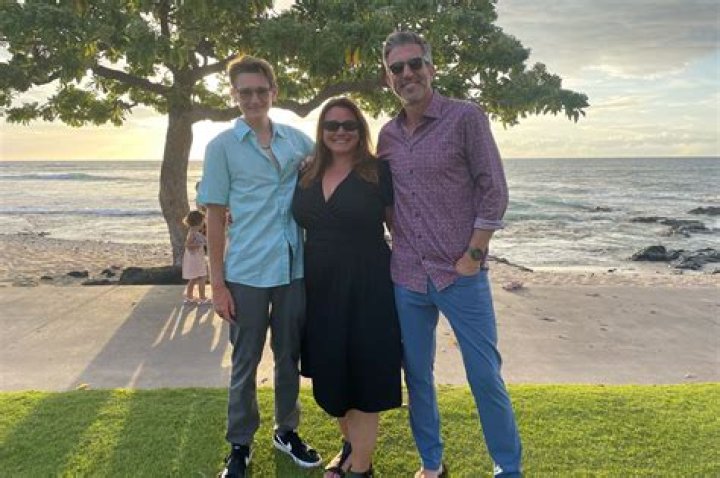 Unveiling Kevin Burkhardt's Journey: A Wikipedia Biography