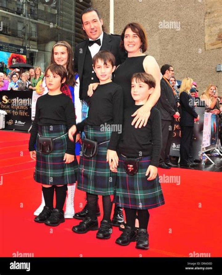 Unveiling The Mark Andrews Family: Discoveries And Insights