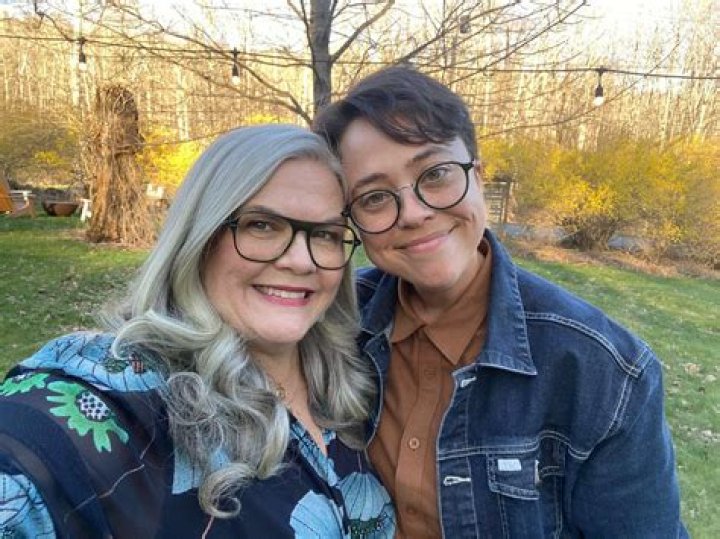 Unveiling The Private Life Of Comedy Powerhouse Paula Pell: Love, Marriage, And Career