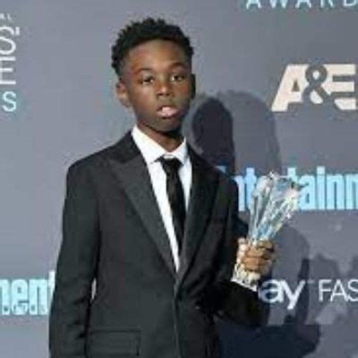 Where Is Alex R. Hibbert Now? His Girlfriend, Net Worth, Age, Height